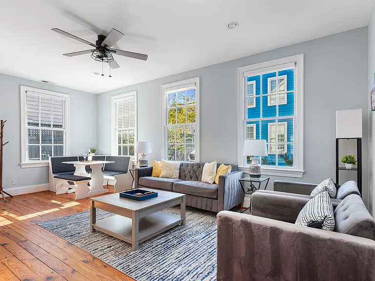 9 Bogard St #9E — Photo 8