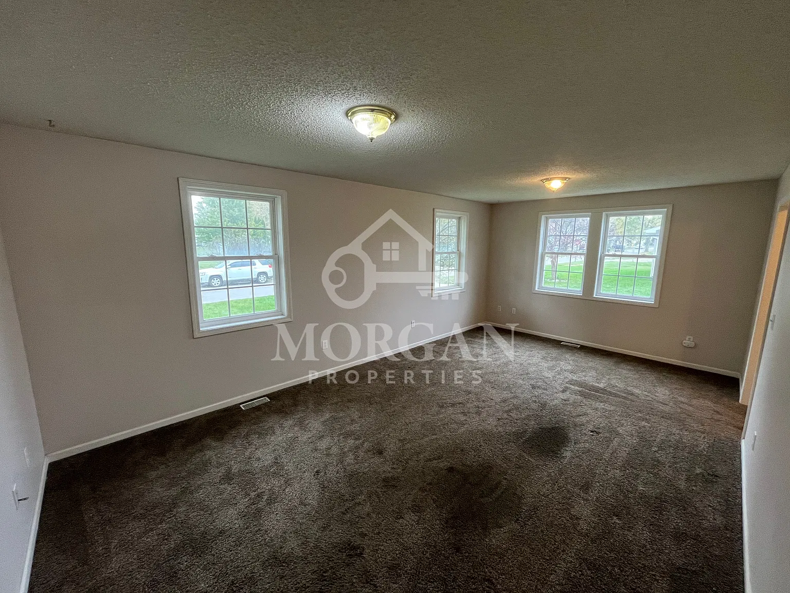 913 West Franklin Street - Hartford City - 1 — Photo 2