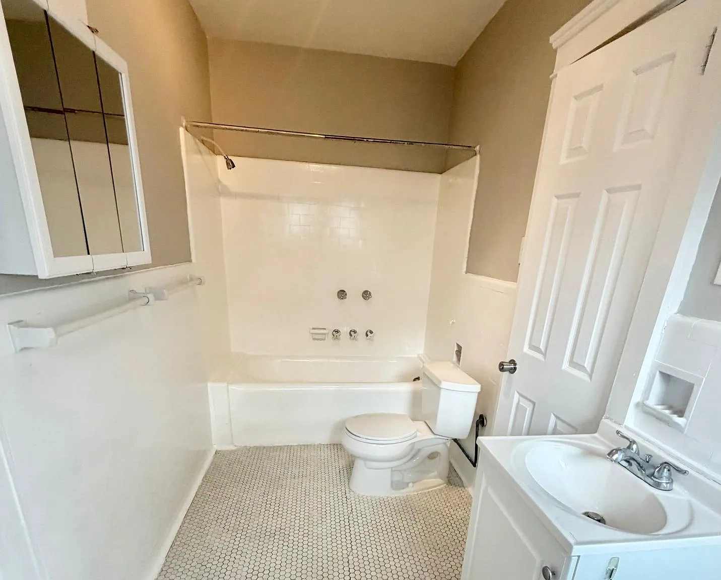 1 bed, 600 sqft, $1,475 — Photo 2