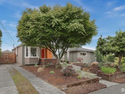 3953 SW Kenyon Street, Seattle, WA, 98136