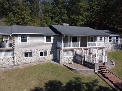 340 Ballard St, Peterstown, WV, 24963