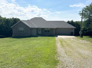 48 Drop Tine Dr, Strafford, MO 65757