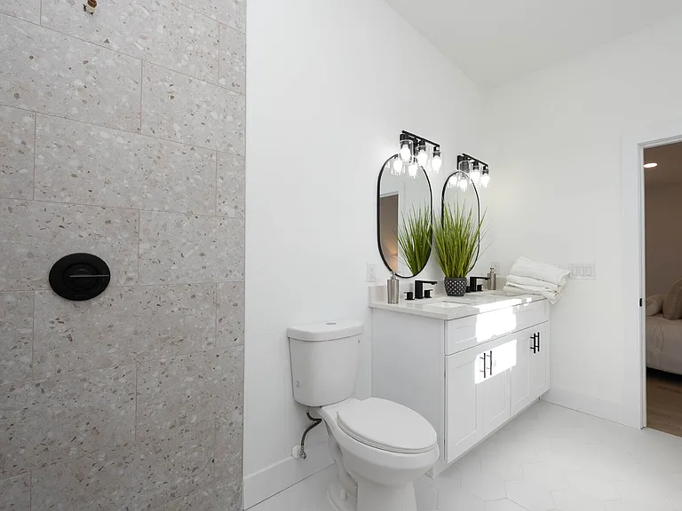 1804 Nimbus Dr — Photo 40