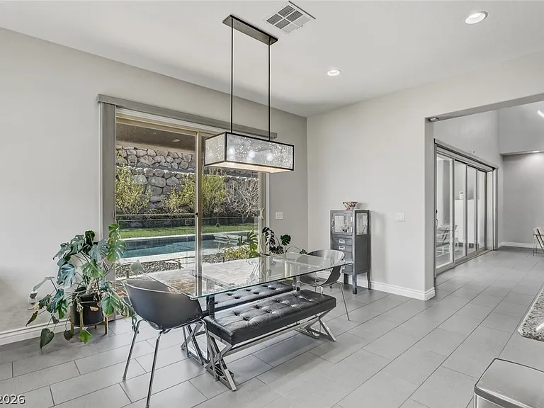11 Grand Masters Dr — Photo 35