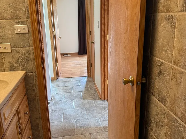 10707 S Keating Ave #3A — Photo 7