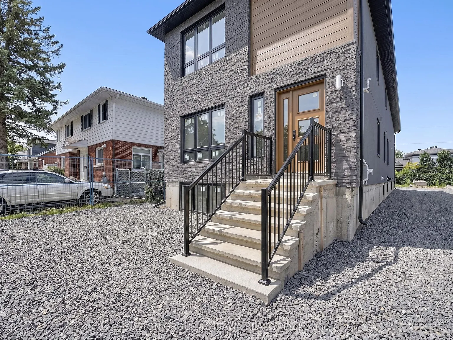 4 bed, $3,200 — Photo 2
