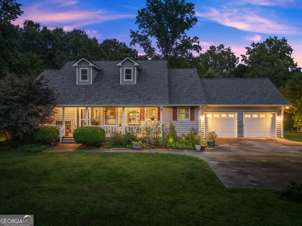 1494 The Orchard Rd, Clarkesville, GA 30523
