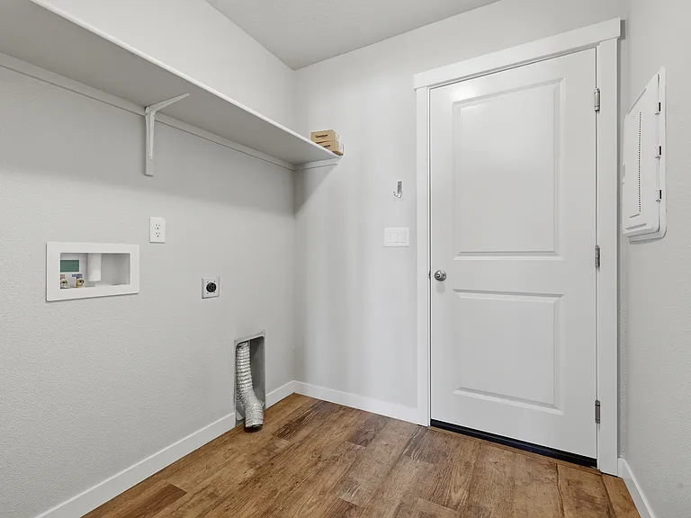 3391 S Rosa Parks Way — Photo 13
