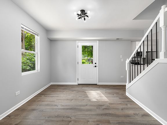 5th image of 15622 Millard Ave