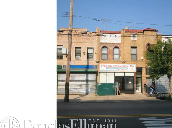 4505 Ditmars Blvd, Astoria, NY 11105