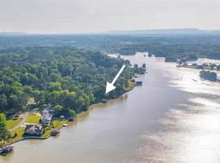 213 Lakewood Dr, Gadsden, AL 35901