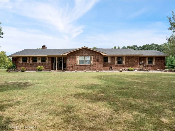 404 Fine Way, Alma, AR 72921