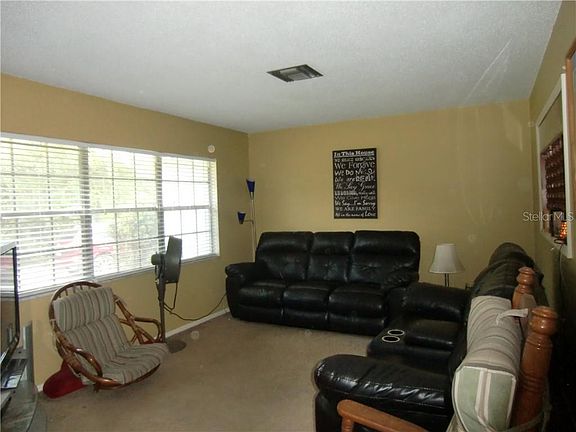 3rd image of 373 Shady Ln