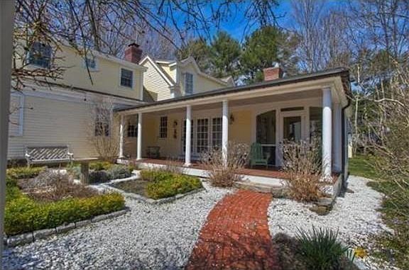 2nd image of 215 Elm St