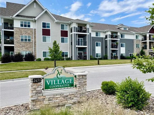 2651 NW Barry Rd Unit 102, Kansas City, MO 64154