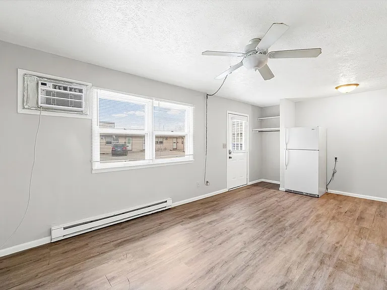 618 S McClun St — Photo 20