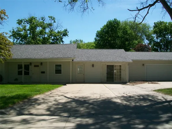 523 N 5th St, Winterset, IA 50273