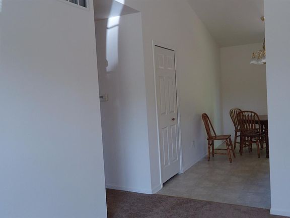 4th image of 1625 Cedarwood Dr