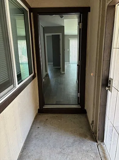 2530 Cathy Ct — Photo 4
