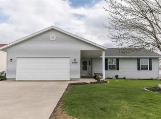 5075 21st Ave, Marion, IA 52302