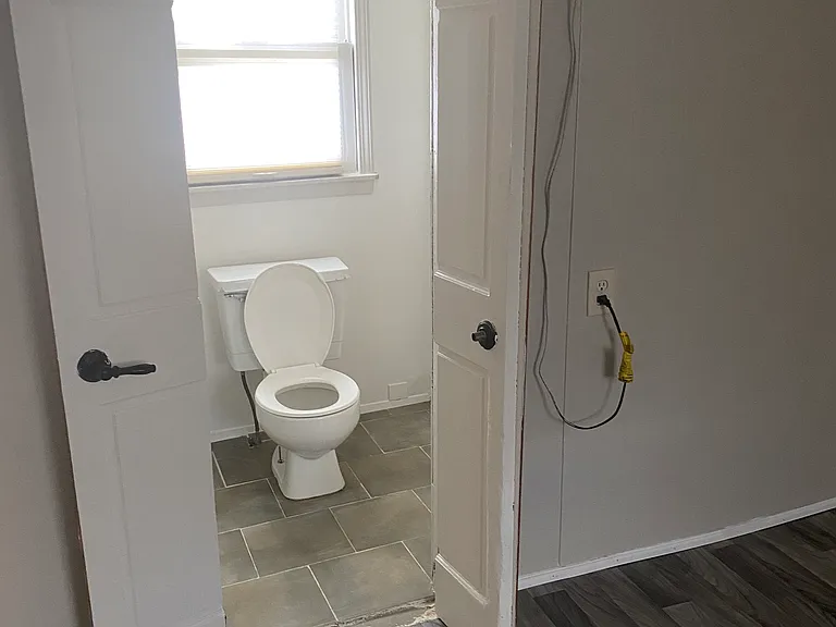 2719 Cameron St #3 — Photo 7