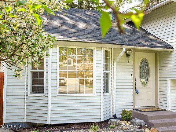4th image of 208 S Aerie Ct