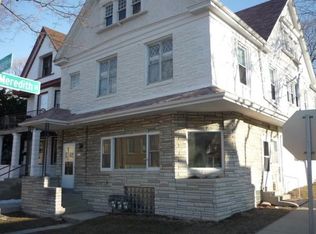 2962 S Delaware Ave, Milwaukee, WI 53207