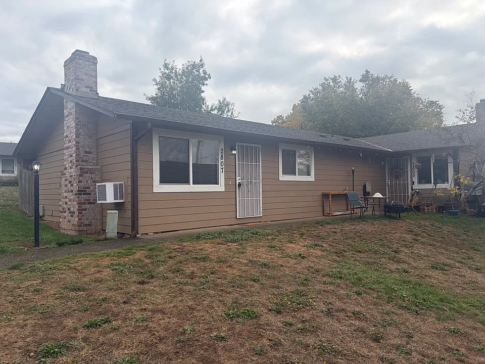 2807 Kauffman Ave #2807