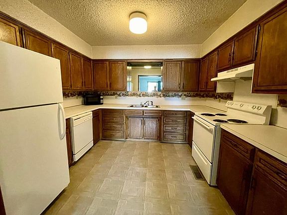 4th image of 517 A St NW #7