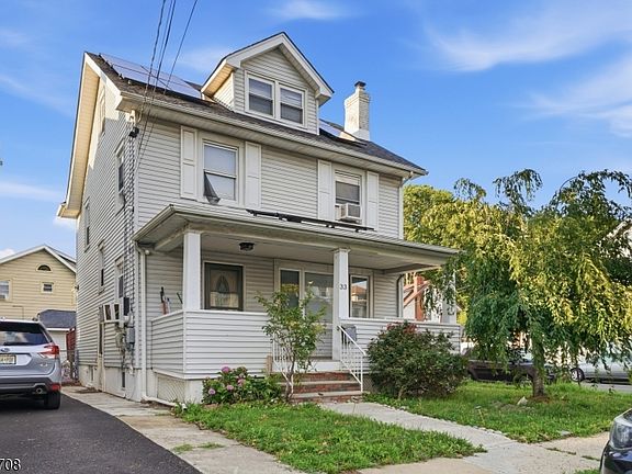 2nd image of 33 Fairbanks St