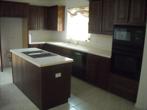 4th image of 5925 Jaegerglen Dr