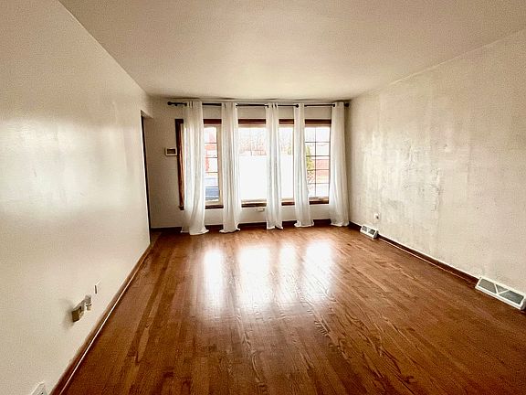 2nd image of 14411 S Lowe Ave