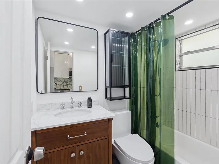 851 Meridian Ave #33 — Photo 4