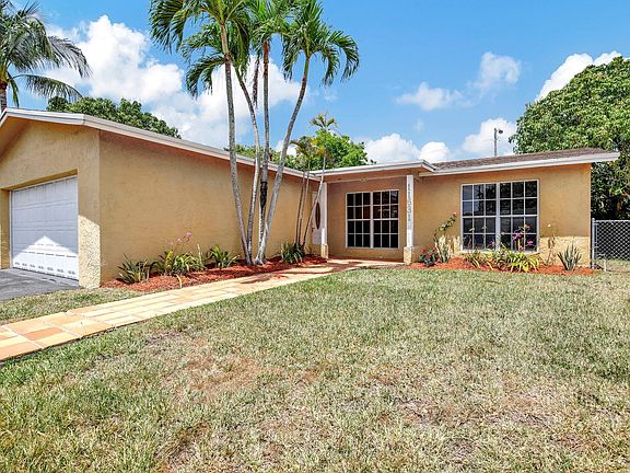 2nd image of 11631 NW 33rd Street