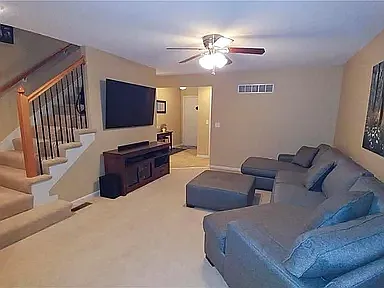 13007 Nebraska Ct — Photo 7