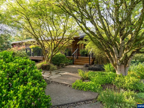 35968 Bryant Dr SW, Albany, OR 97321