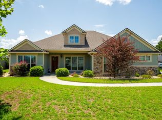 4050 McKenzie Ln, Valdosta, GA 31605