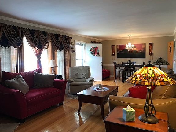 2nd image of 417 Eastland Ave