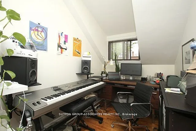 738 Shaw St #2 — Photo 11
