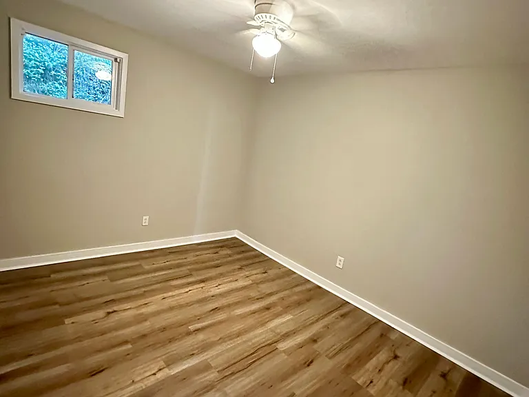 1630 Texas Ave #F — Photo 4