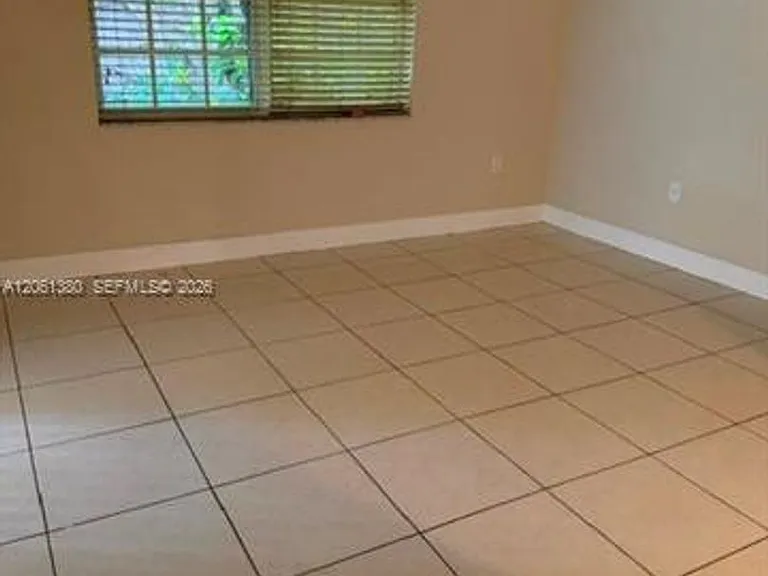 14300 SW 51st St #14300 — Photo 14