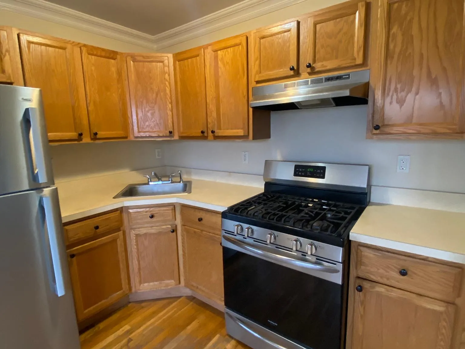 Gwynne Ln, Farmingdale — Photo 2