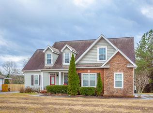 111 Red Oak Ridge Dr, Chickamauga, GA 30707