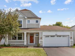 2441 Stanton Cir, Lake In The Hills, IL 60156