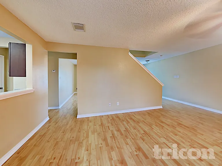 8030 Falcon Meadow Dr — Photo 4