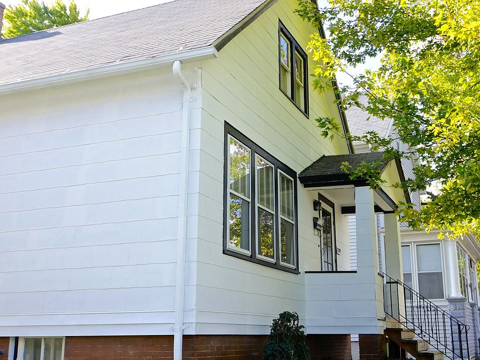 2nd image of 2539 Lewis St