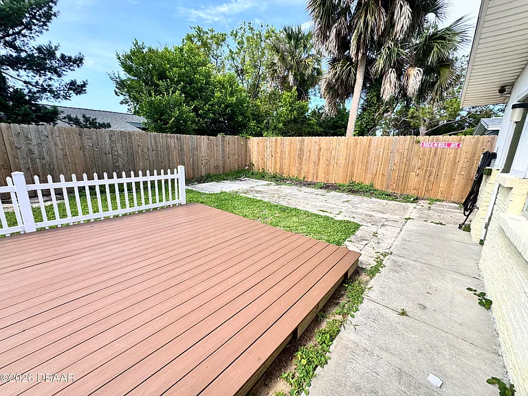 302 Fox Pl — Photo 25