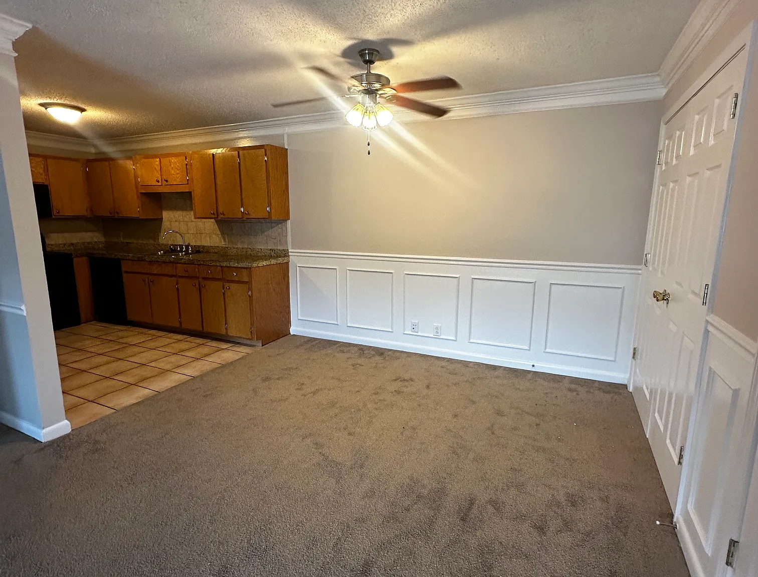 Regency Square Apartments — Photo 4