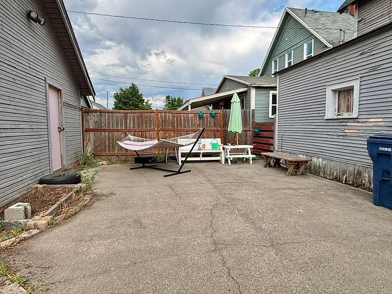 1122 W Augusta Ave #1 — Photo 7