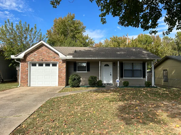 9 Collins Ct, Jacksonville, AR 72076